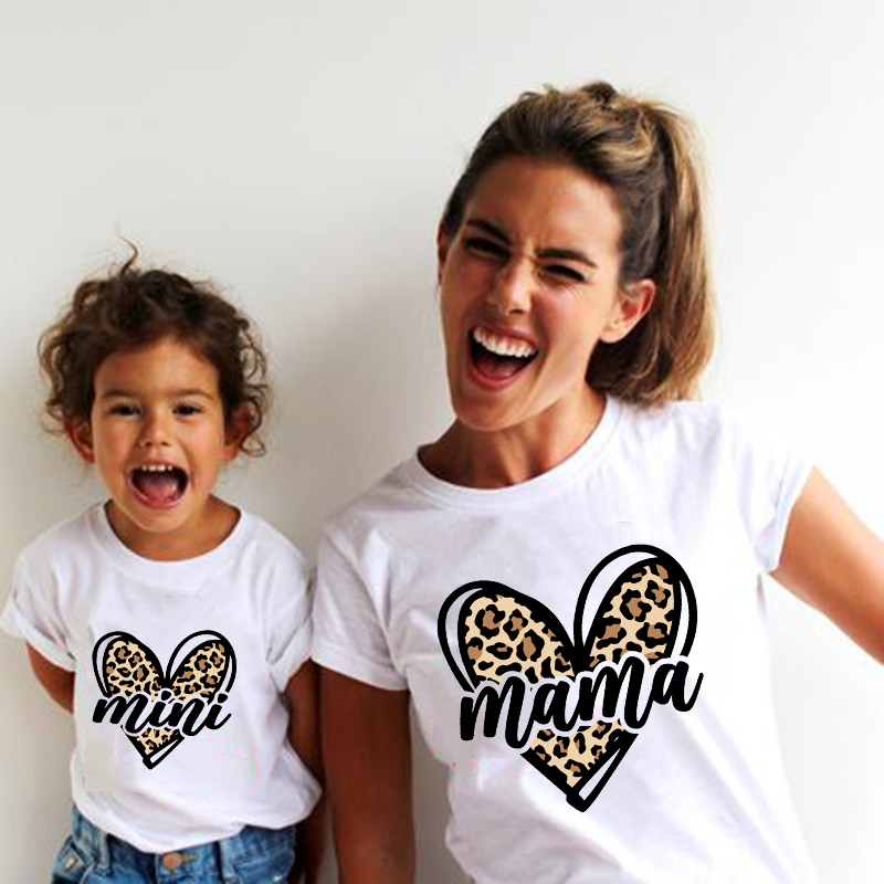 ママミミヒョウハートプリント家族マッチング服母と娘半袖衣装シ - Plant Parent T Shirt のレビューと価格